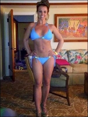 britney-spears-instagram-Hawaii