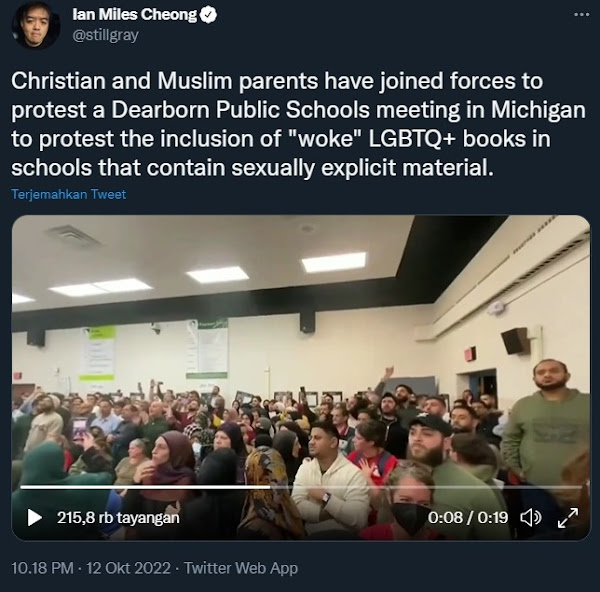 Rapat dewan sekolah dipersingkat dan akhirnya ditunda karena protes atas buku Para Orang tua Kristen dan Muslim bersatu memprotes dimasukkannya buku-buku LGBTQ di Sekolah Umum Dearborn Michigan AS