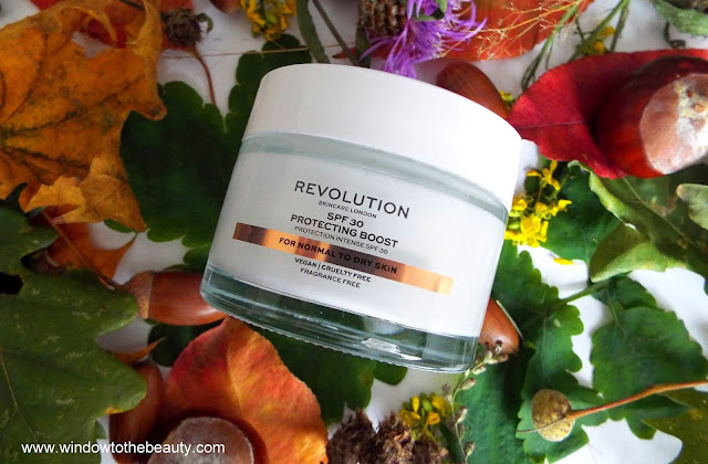 Revolution Skincare Moisture Cream Protecting Boost with 30 Spf
