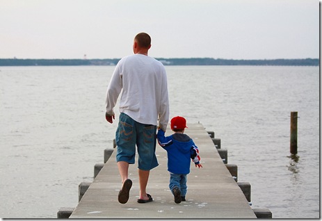 walkingonpier02172011