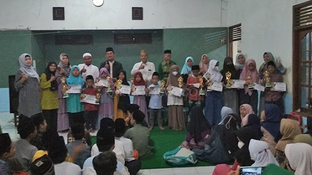 Pembagian Piala dan Buka Bersama MI Masalikil Huda Tahunan Jepara