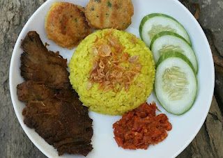 Nasi kuning jawa