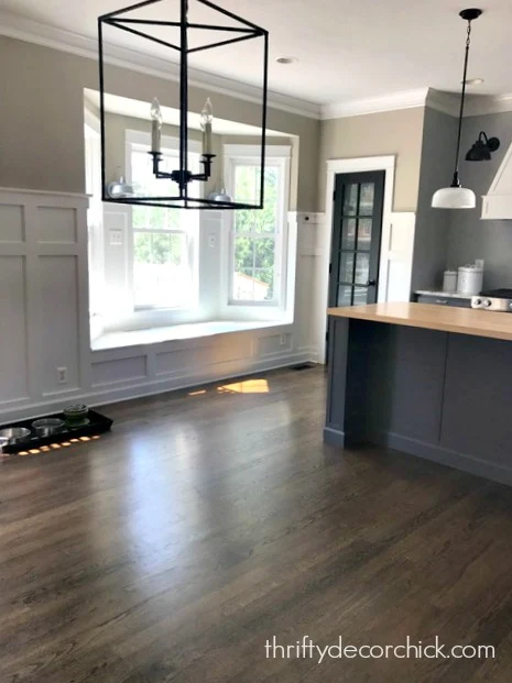 Window seat in kitchen