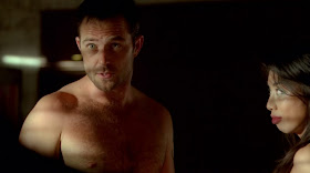 Sullivan Stapleton Shirtless in Strike Back s1e01