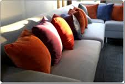 main_pillow_sm