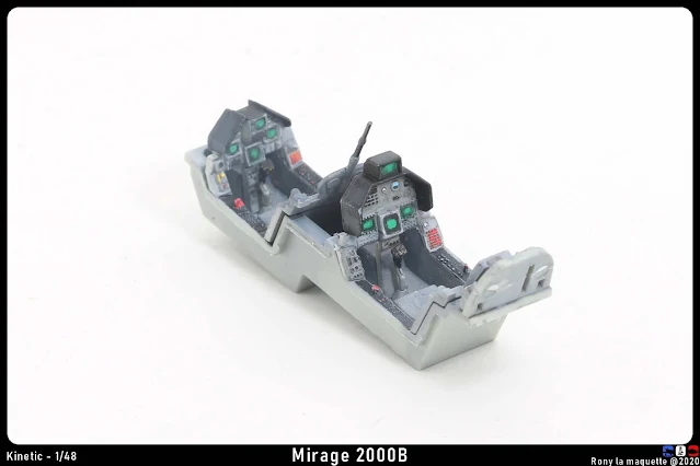 Le cockpit du Mirage 2000B de Kinetic au 1/48.