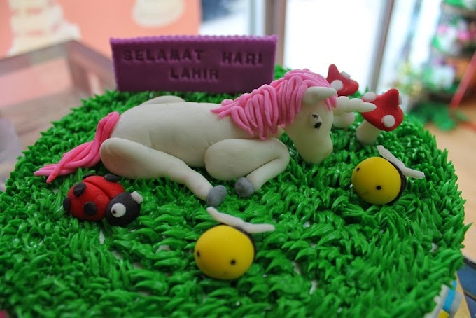 Unicorn cake