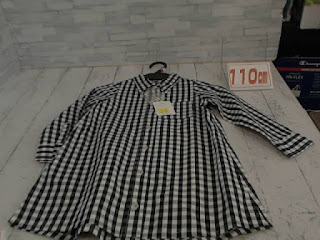 未使用品　子供服　１１０ｃｍ　ホワイト×ブラック　チェック柄　長袖ワンピース　４４０円