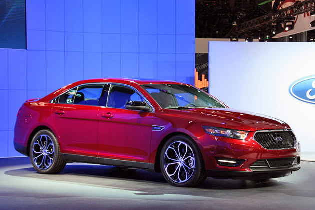 Look At the Car: 2013 Ford Taurus