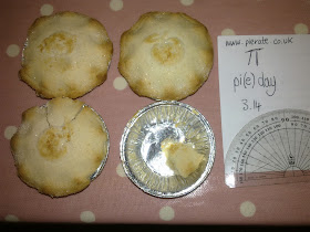 Mr Kipling Apple Pies