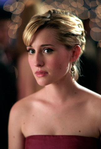 allison mack. How tall is Allison Mack?