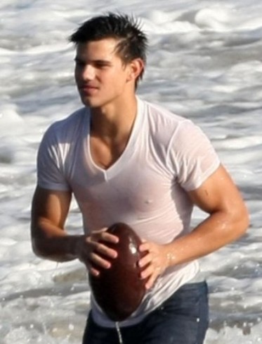 Taylor Lautner on Taylor Lautner Photo Hq