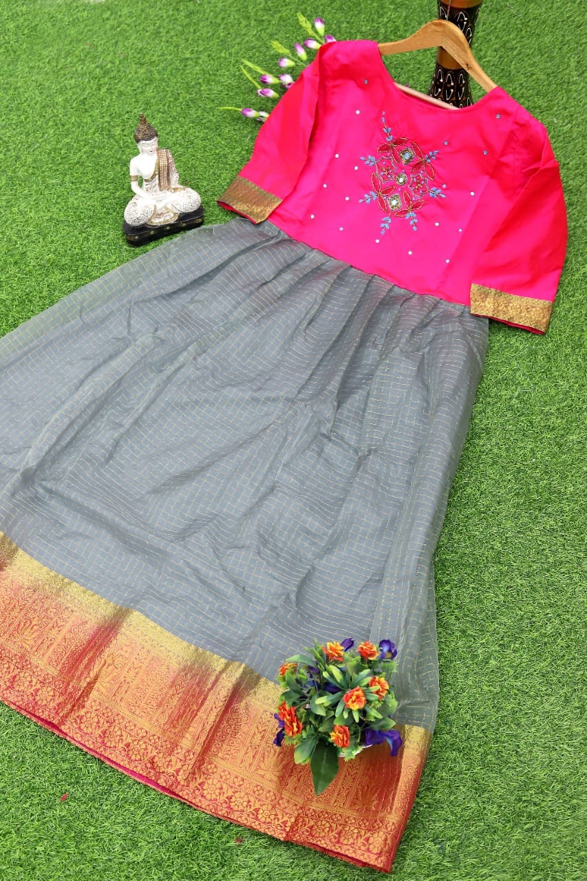 Rahul Nx Hoor Gown Flared Kurtis Catalog Lowest Price