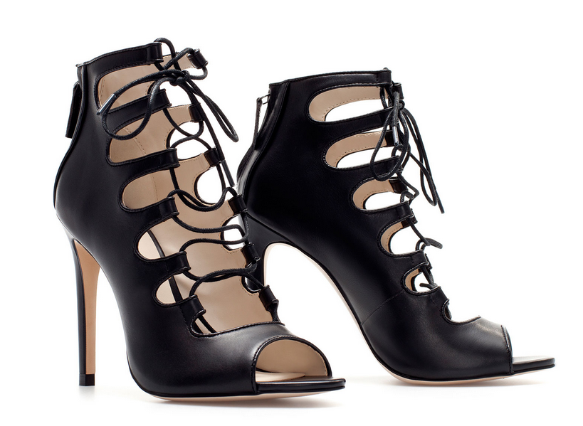 New FW13 trend: lace up sandals (by Zara)