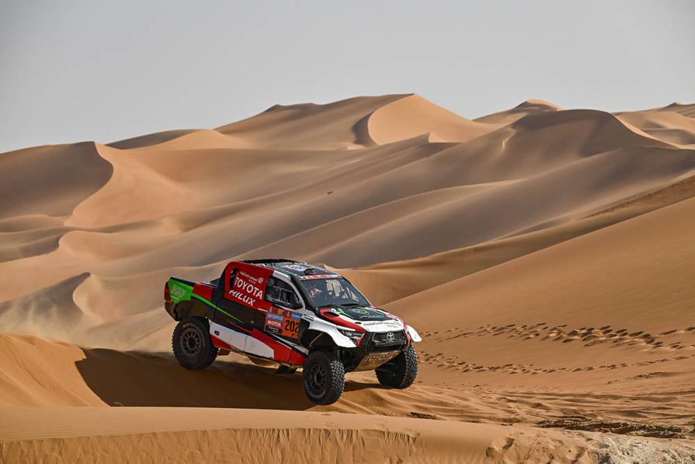 Dakar 2023: Sébastien Loeb imparable en las dunas se impone en la etapa 11