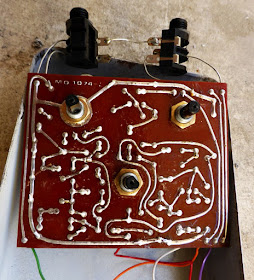Colorsound Supa Tonebender circuit 