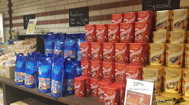 Promoção na loja de fábrica da Lindt, em Zurique