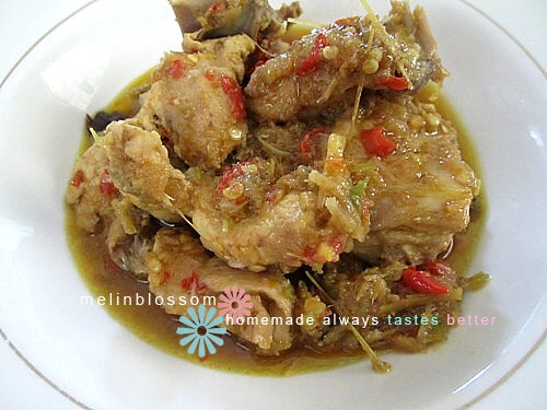 Melinblossom: Ayam Masak Ungkep (Jawa Style)