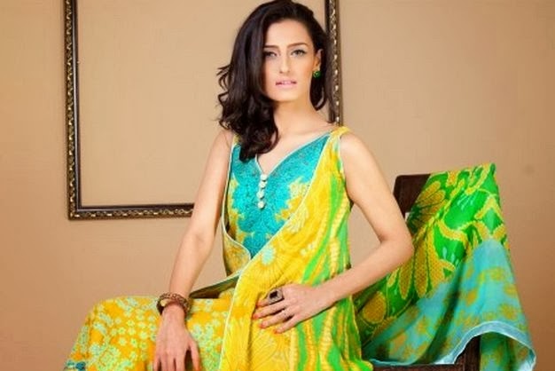 Momal Sheikh HD wallpapers Free Download