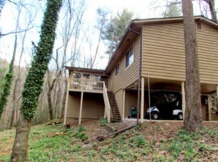 1503235 Mar 25 Side Back Of The House