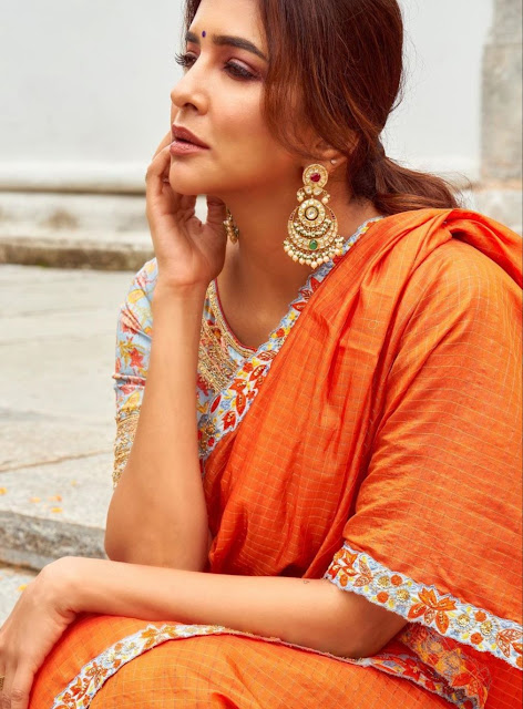 Lakshmi Manchu Kundan Earrings