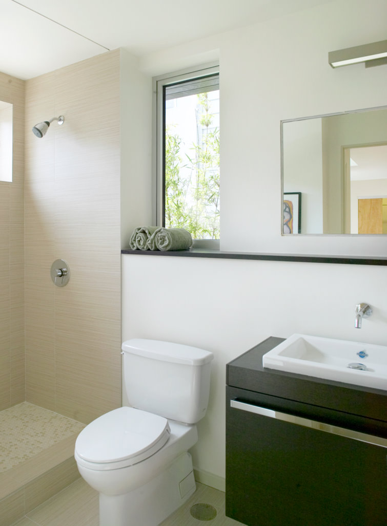 Fashion,Interior Designing & Healthy Life Style: Small Washroom Design