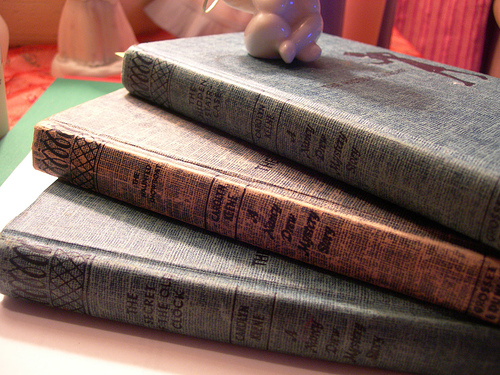 pile o nancy drew books
