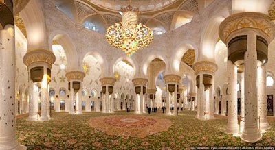 Mosque of Sheikh Zayd @ http://smilecampus.blogspot.com