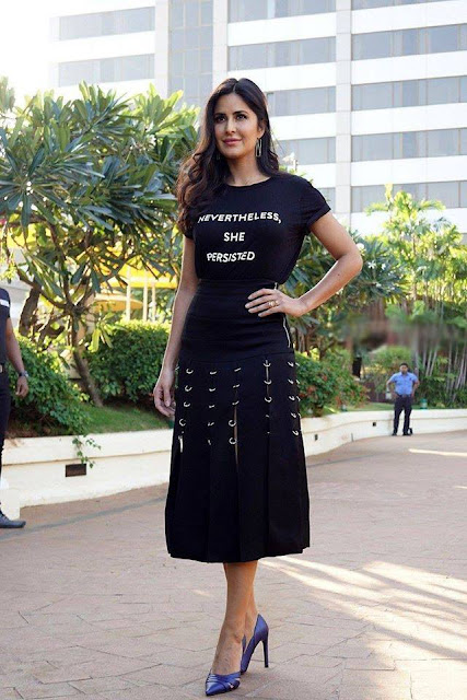 bollywood actress in black outfit katrina kaif