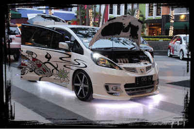 stiker honda jazz putih