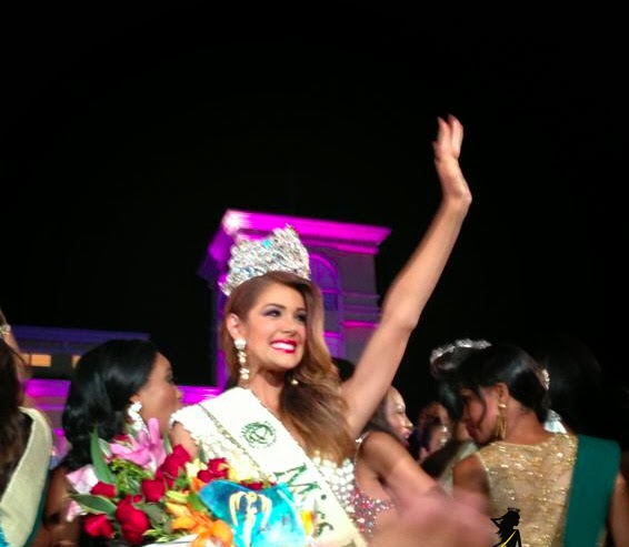 Miss Earth 2013 winner Venezuela Alyz Henrich