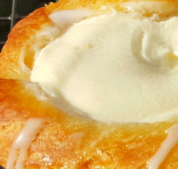 Crescent Cheese Danishes! #dinner #easyrecipes