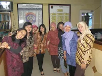 Staff Humas Informatika Tarakan - Hari Batik 2 Oktober 2009