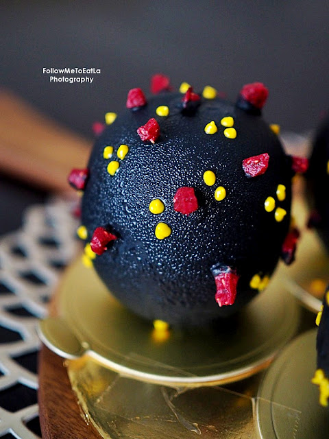 Le Pont Boulangerie et Cafe Offers CoV Ball Coronavirus-Themed Dessert With Happy Booster Shots