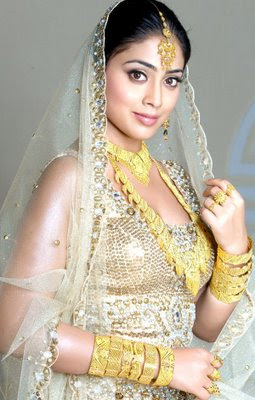 Shriya Saran in Indian Bridal Jewellery