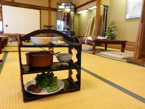 Harijyu Dotonbori Honten はり重 道頓堀本店 [Osaka, JAPAN] - Century old traditional Japanese restaurant in Shinsaibashi Namba sukiyaki (壽喜燒) and shabu-shabu with high-quality Japanese black beef wagyu