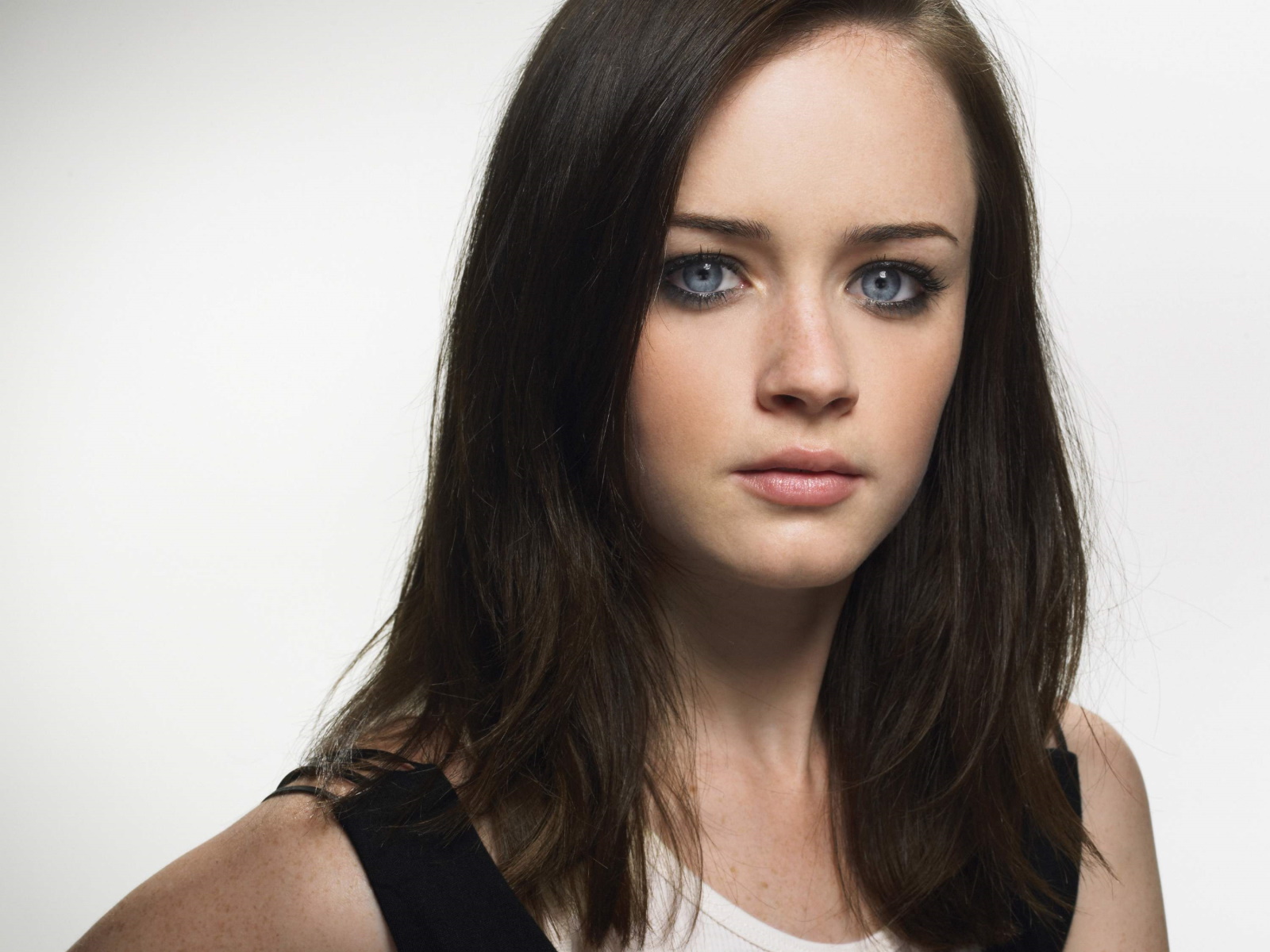 Alexis Bledel Biographypro And Wallpapers