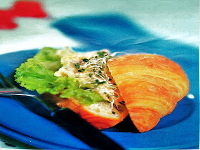 Gambar Resep Croissant Salad Ikan Tuna