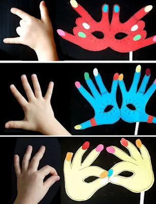 Maschere di carnevale con le mani