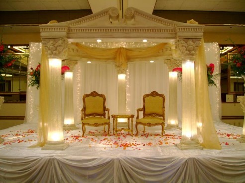 Wedding Stage Decoration Designs 7