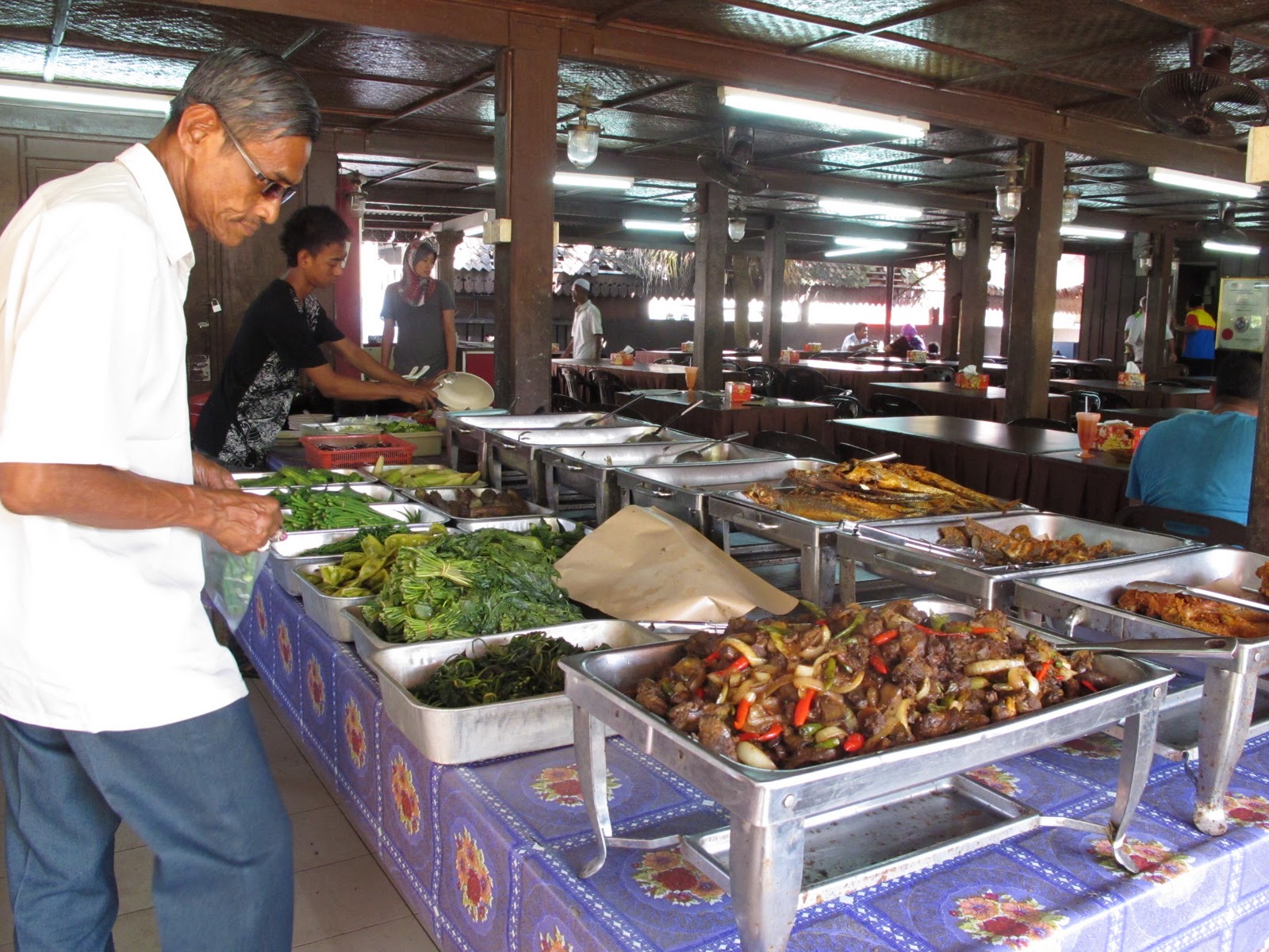 Goboklama: Restoran Nasi Ulam di Kota Bharu, Kelantan