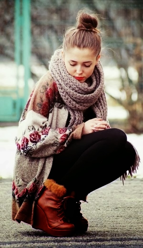  Floral Cardigan With Scarf and Winter Boots