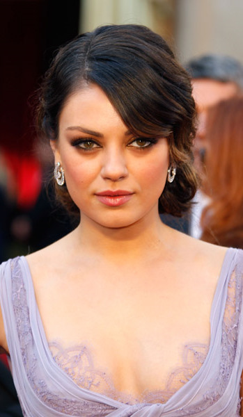 mila kunis face