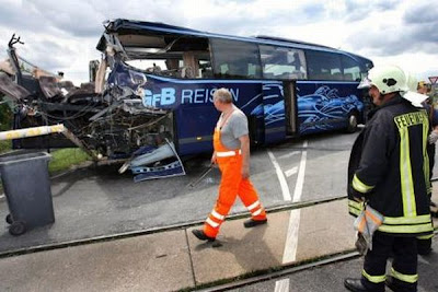 train vs bus