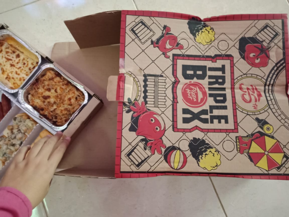 pizza hut triple box review