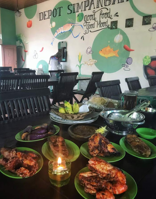 Kota Martapura Kabupaten Banjar, Kalsel tak hanya dikenal dengan penghasil berlian terbaik di dunia saja. Kota Serambi Mekkah ini juga dikenal memiliki kuliner dan tempat makan yang enak-enak.