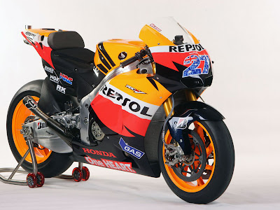 2011 Repsol Honda RC212V MotoGP Photos