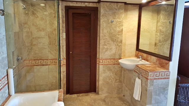 bathroom of the suite room at Waterfront Mactan Airport Hotel & Casino