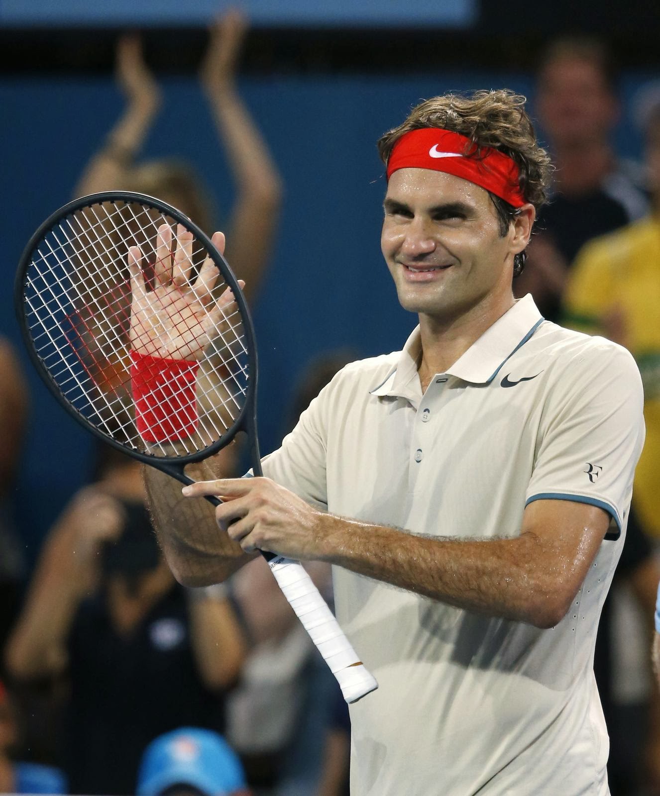 RANDOM THOUGHTS OF A LURKER: Roger Federer battles into the finals at Brisbane