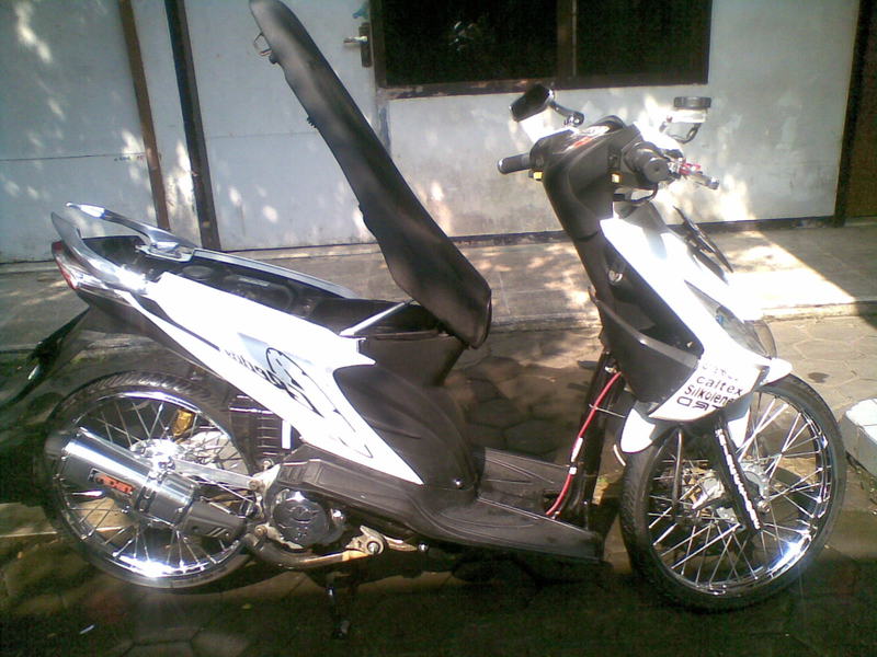 Modifikasi Honda Beat Velg 17 title=